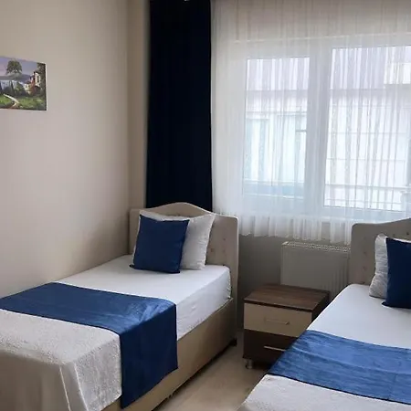 Ξενοδοχείο με διαμερίσματα Lale Bostanci