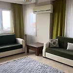 Aparthotel Lale *